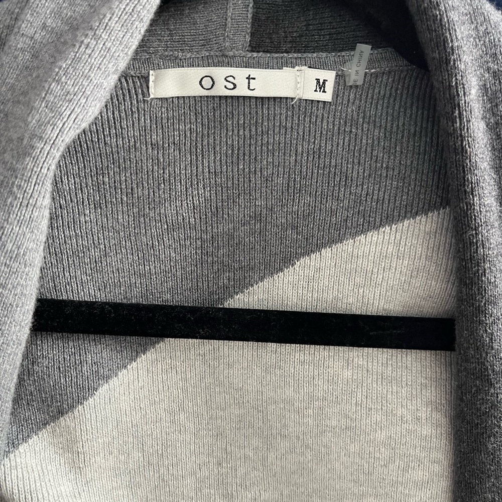 Colorblock Open Front Cardigan Sweater - Picture 3 of 3
